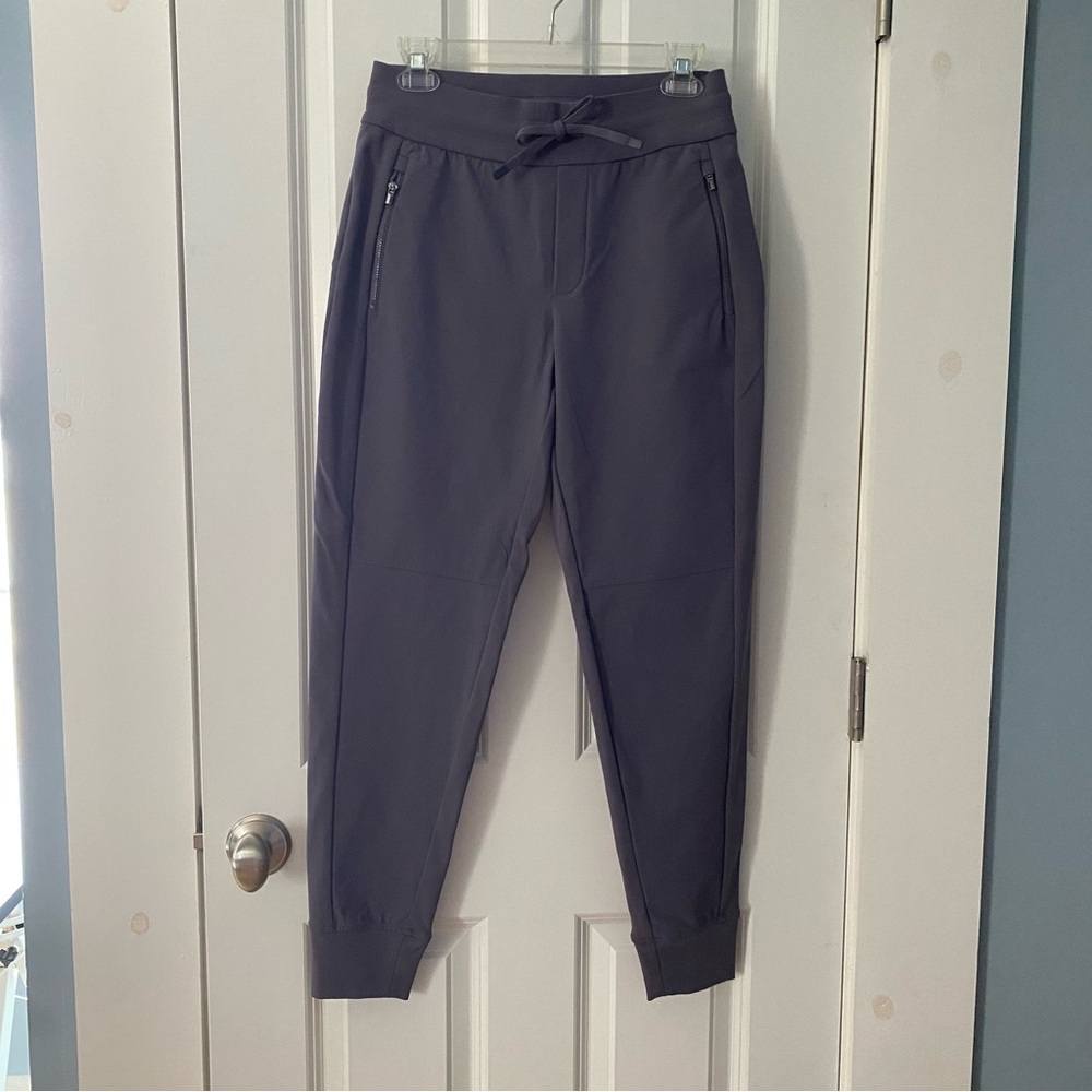 Athleta Headlands Hybrid Trek Mid Rise Jogger, Dusk Violet, Womens 4